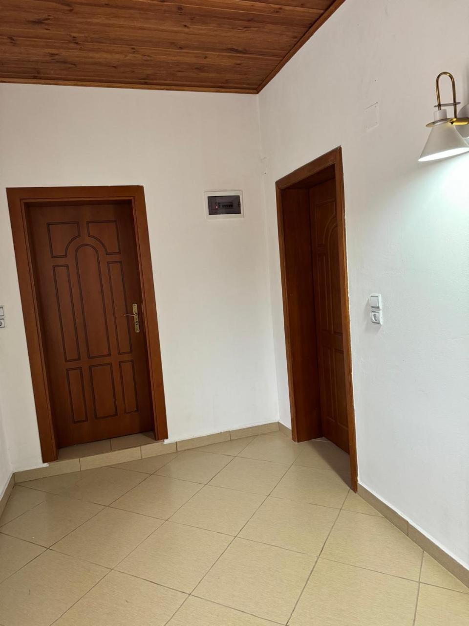 Villa Zefi Rrenc Papaj Dış mekan fotoğraf
